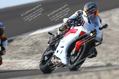 media/Nov-02-2025-Lets Ride (Sun) [[f7a3caa734]]/B Group/1220pm (Turn 2 Outside)/